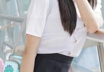 稚乖画册 - 赤西夜夜的婚纱高清分享，竟然还有种让人想穿嫁衣的冲动，哈哈。