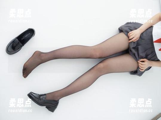 紧急企划 - 小婕的棉袜计划,卫冕免费原图,无底线福利。-柔思点 紧急企划 - 小婕的棉袜计划,卫冕免费原图,无底线福利。-柔思点