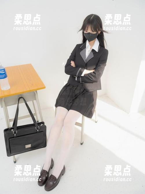 紧急企划 - 图包藏猫猫:龙崎聆音的浴缸奇思妙想-柔思点 紧急企划 - 图包藏猫猫:龙崎聆音的浴缸奇思妙想-柔思点