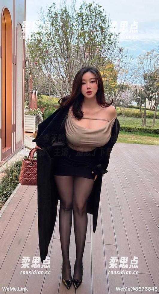 微密圈 - 今天的微信朋友圈，由“紫色哒豚豚”主演，别忘了下载哟！-柔思点