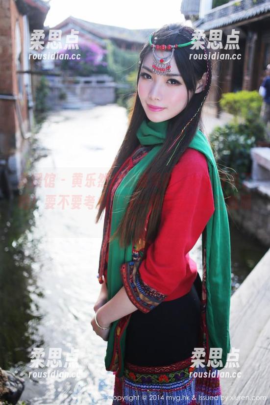美媛馆 - 黄乐然的旗袍美图，也太好看了吧！要不要考虑下载一张作为手机壁纸呢？-柔思点