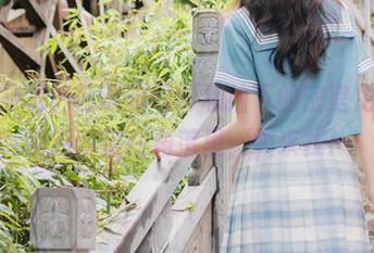九天神秘，西呱呀呀呀私拍下的密室生活，资源就藏在角落里，快来找！