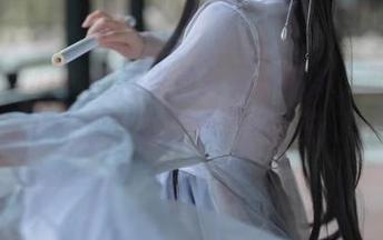 贝儿酱Miki的艾米莉亚资源图集，照得满屏都是从未见过的可爱模样，酸了，哈哈。