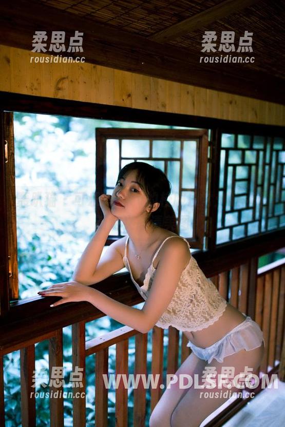 轰趴猫 - 可乐Vicky的校服日常:让你重新定义高清美图-柔思点 轰趴猫 - 可乐Vicky的校服日常:让你重新定义高清美图-柔思点