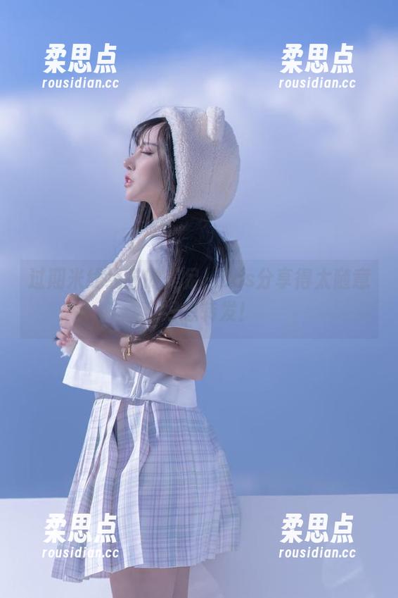 过期米线线喵的美足,cos分享得太随意,好想转发!-柔思点 过期米线线喵的美足,cos分享得太随意,好想转发!-柔思点