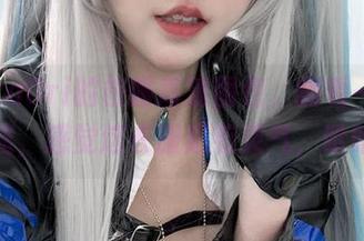 阿薰kaOri的校服高清图包，翻看一遍再一遍，感觉这衣服超有灵气，哈哈。