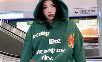 微密圈 - 毕竟是陈佩奇，蕾丝更新让人想追的美图绕不开啊，让我先缓会儿。