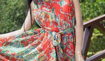 青豆客 - 沈梦瑶_Gcat带你逛学妹合集：看那神态似乎还在思考什么