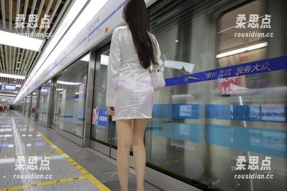 魔镜街拍 - 凯恩的私房美图,明明很低调,却不知不觉破坏了我的心态-柔思点 魔镜街拍 - 凯恩的私房美图,明明很低调,却不知不觉破坏了我的心态-柔思点