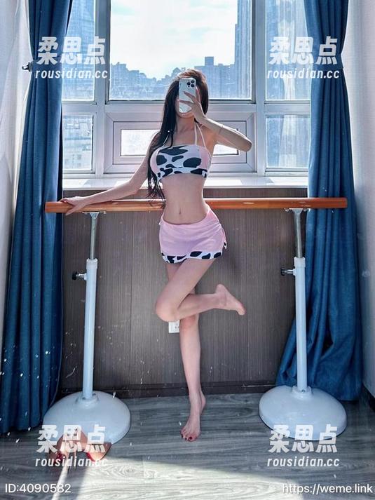 微密圈 - 谁能拒绝黎允熙的可爱呢？这是一个不容小觑的作品集分享！-柔思点